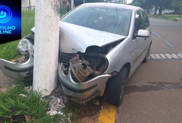 👉📸🚨🚓PIMBA!!!! CONDUTOR OU ” TOCADOR MOTORISTA” BATE EM POSTE E SAI MEIO ATORDOADO!!!