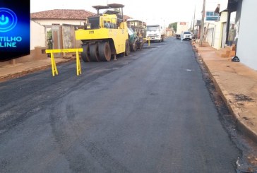 👉👏👍👏Prefeito da Cidade de Irai de Minas esta refazendo ruas com nova camada de asfalto.