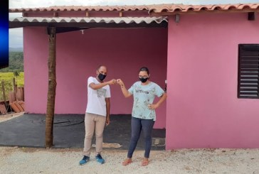 👉👊🤙👍👏👏👏👏Meta alcançada!!! O Projeto Restaurando Vidas na data de ontem dia 26 de abril fez a entrega da casa da Patrícia no bairro Serra Negra.