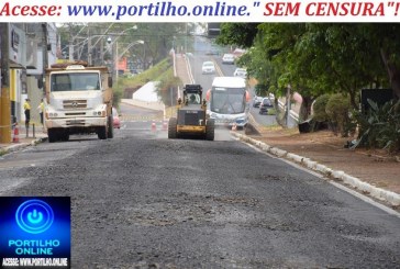👉👍👏🙌🤙✍💪👊NOTÍCIASSSS DA PREFEITURA… Iniciado o serviço de recapeamento da Avenida Rui Barbosa, no centro de Patrocínio