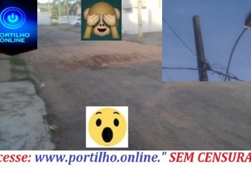 Poste sem lampada, rua esburacada, bairro sem progresso de benfeitoria pública.