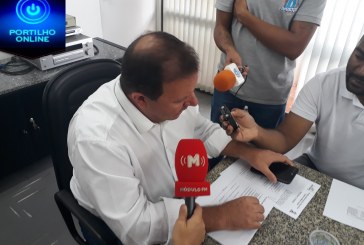 Entrevista coletiva com o prefeito Deiro Marra.