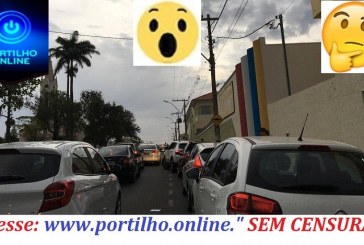 O trânsito voltou como era antes “ANORMAL” na porta da Escola Normal!