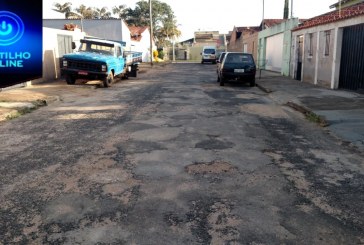 Bairro Santo Antônio!!!Boa noite Portilho, passar por aqui de carro ou de moto ou até de bicicleta está muito difícil!