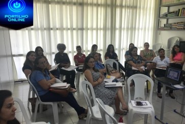 Supervisoras da Educação Municipal participam de reunião para o planejamento das atividades de 2019