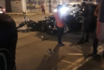 👉🚓🚨🚓🚔😱🤔😡 PIMBA!!! Trombada entre uma moto e um Fusion.