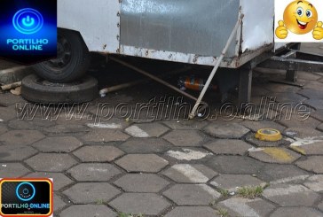 👉😠🤔🚨🚔😱🤨🤧😷 QUE BARULHO É ESSE??? Reclamação de moradores em torno da Praça Santa Luzia sobre algum trailer de lanche