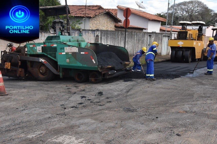 Depois de 20 anos ruas do bairro Boa esperança recebe asfaltamento à pedido do  vereador Valtinho do  jandaia