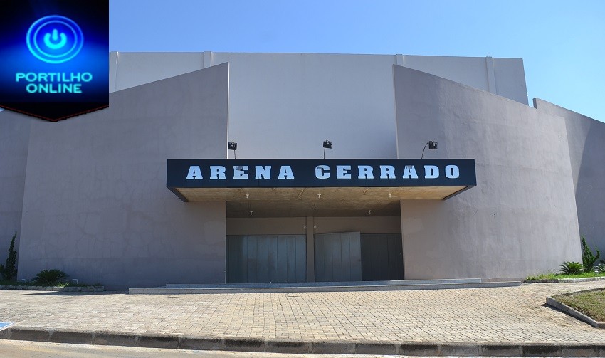 👉🙄😱😠💰💷💸💵🤑🤫👊 SHOW DO LUCAS LUCCO!!! Portilho…Na noite deste sábado aconteceu mais ummm show no parque “deNOVO”.