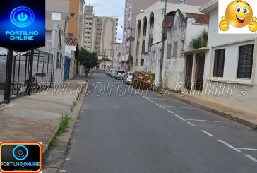 👉🙌👏👊👍👍🤔 ZONAL AZUL! Atenção clientes!!! Podem ir ao centro fazer suas compras! “Tem estacionamento à-vontade”.