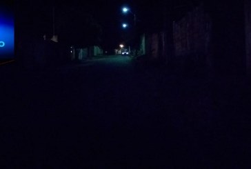 👉😱🤔🙄😱🤨😡🔦💡🔌🕯 Portilho, Olha a escuridão 3 postes com luz queimada Na mim identifica meu número é meu nome