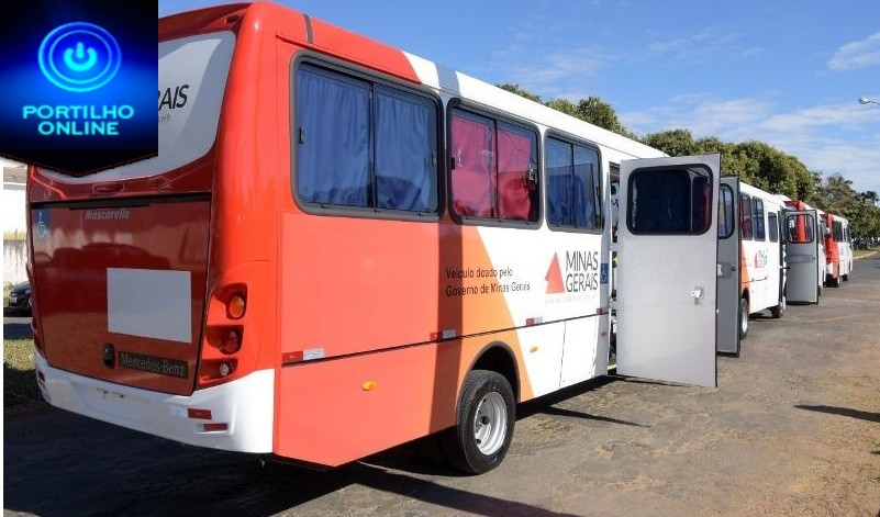 Veículos para o transporte de pacientes são entregues a Consórcio