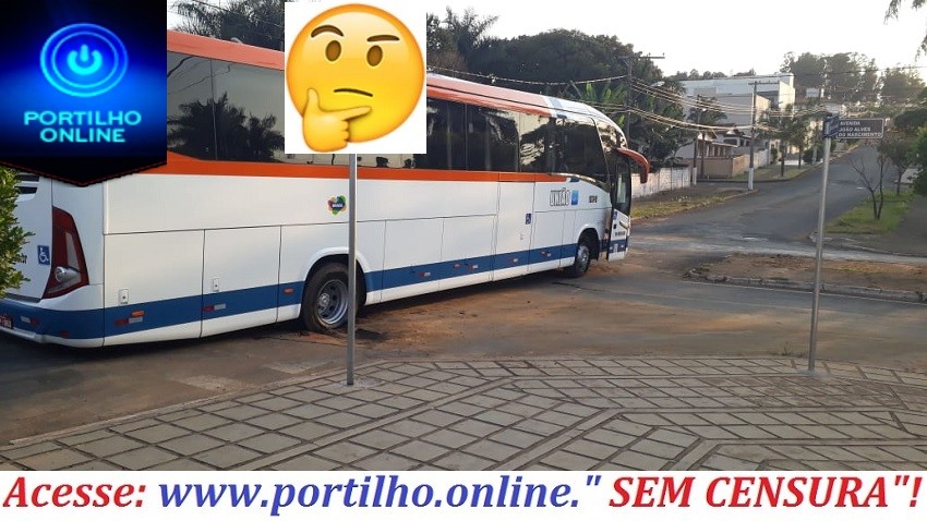 👉🚨😱🤭👎😡😠 ÔNIBUS CAi EM BURACO “Público” E FICA ENTALADO!