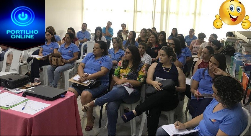 Secretaria Municipal de Educação realiza reunião com os gestores escolares sobre o encerramento do ano letivo