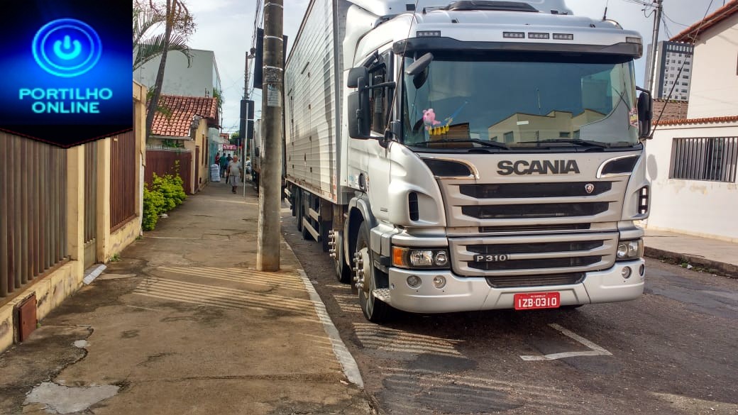 👉✍🚔🚨😠🤔🙄🚓👎 VERGONHA!!! Até quando esta Rua Democrito França vai deixar de ser rua sem leis????