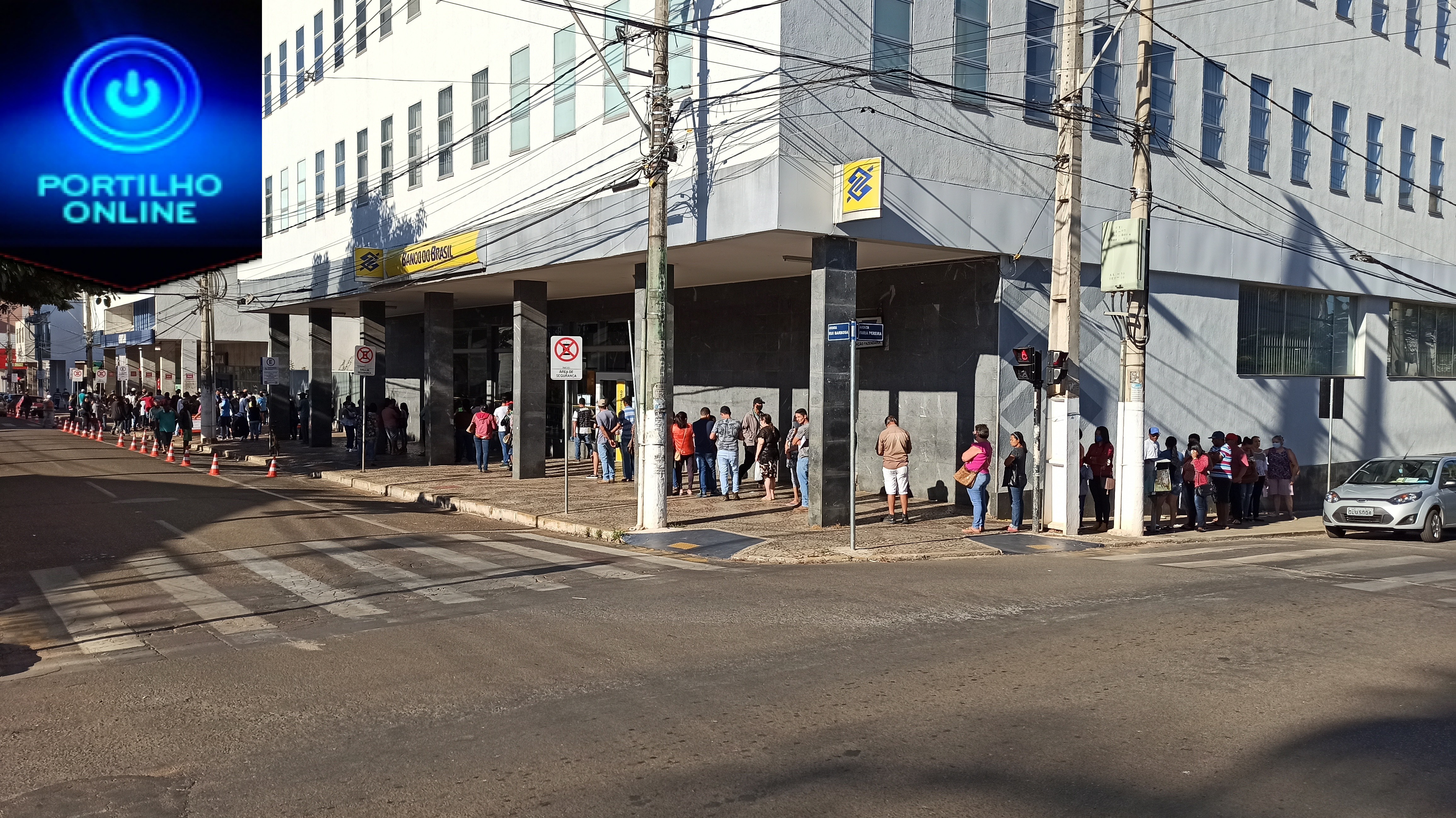 👉💸💰😷🤧🚨🚔🚨 FILA NA CAIXA DOS FUTUROS COVID-19.