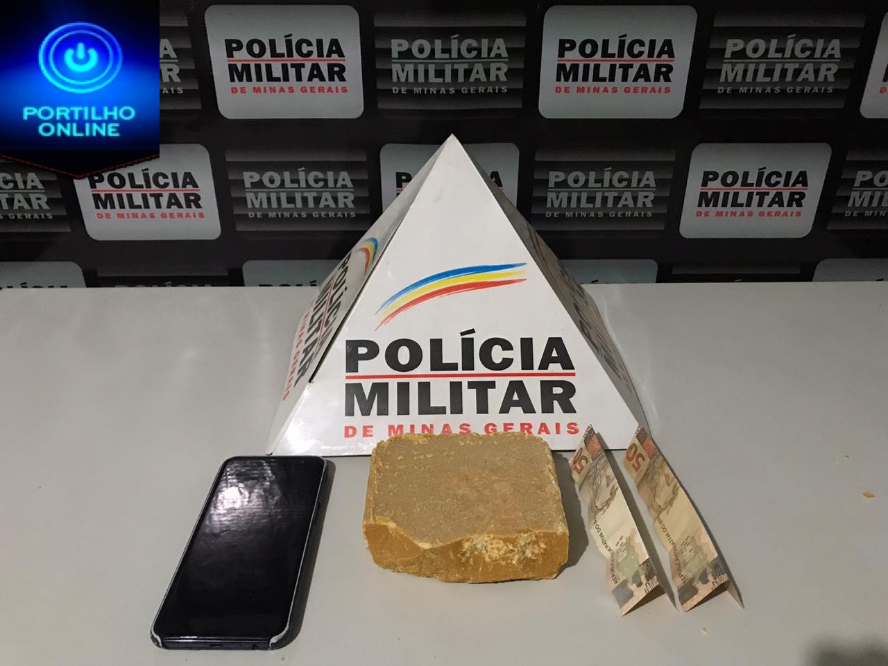 👉🙄😱🚨🚓👊😳DE QUEM SERÁ ESSA ” RAPADURA DE MACONHA” ?!?!?! PATROCINIO- Tráfico de Drogas.