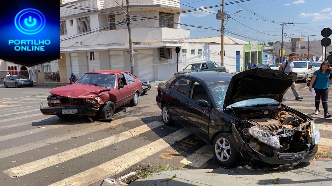 👉📢🚨🚓🚒🎥🕵🚑” TOCADOR” DO COROLLÃO PRETO DESRESPEITA SINALIZAÇÃO DE PARE E PIMBA!!!