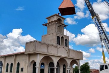 👉👍👊👏🙌👏👏👏👏🏘💒MATRIZ DA IGREJA NOSSA SENHORA DO ROSÁRIO, RECEBEU A CÚPULA DA TORRE!