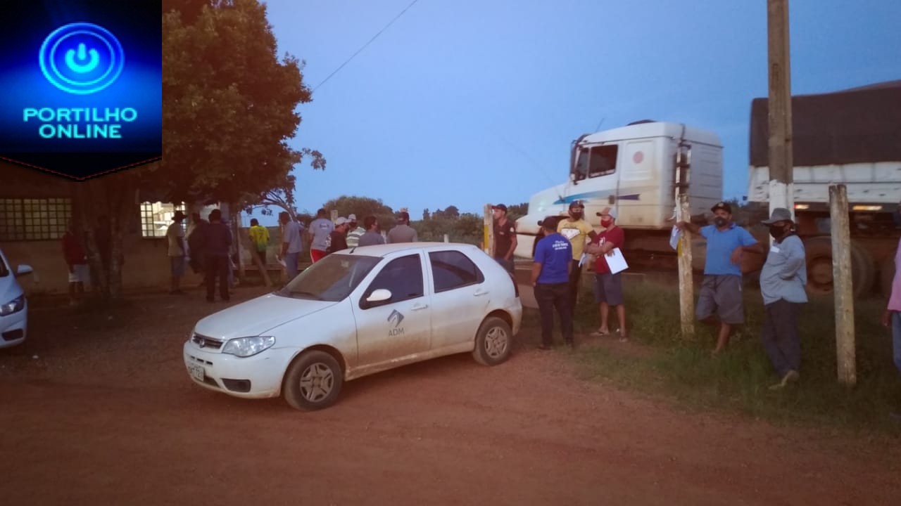 👉😱😡😷💉🌡🚚🚛🚚🚨🚛FILA DE MAIS 30 CAMINHÕES NA ADM REVOLTA E PROVOCA AGLOMERAÇÕES DE CAMINHONEIROS.