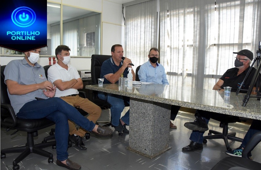 👉👏🙏👍🙌✍🙏👏👏MISSA SERÃO LIBERADA!!!1 PRESIDENTE DA CÂMARA VALTINHO CONVERSOU COM PREFEITO DEIRÓ.