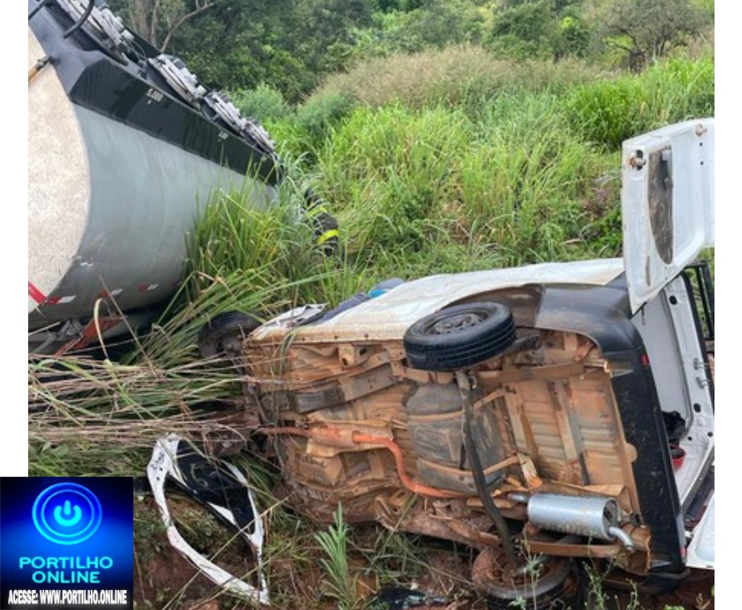 👉🙄😱🚑🚒📢⚰🕯💣🚓🚔🚨Duas pessoas morrem em grave acidente de trânsito na BR 365 em Patos de Minas.