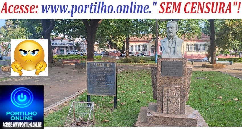 👉✍👊📢🚧🙄👎👎👎👎PRAÇA HONORATO BORGES DA CIDADE DE PATROCINIO MG. ” FUMÓGRAMO”! ESTADO DE ABANDONO TOTAL!!!