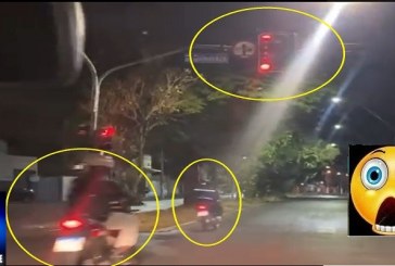 👉”!Ó, olha ai o sinal”…😡📢🕵️‍♀️🔍🚧🚦🚨🚔🧐🚨Portilho os dois passaram com o sinal vermelho: Quem são esses dois tocadores de motos???