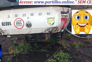 👉😱🚨📢🕵🔎🚔🛑🚒🚑CAIU NO BURACO! Veículo da empresa Agro Rossi capota