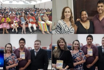 👉📢🤝👍✍👏👏👏 Escola José Eduardo Aquino  informa… Lançamento do livro de poesias