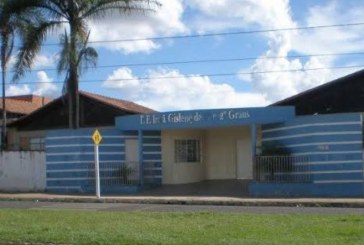 👉🤔❓📢📸🎥📏📌📐✂💸💵💰Escola Estadual Irmã Gislene: Portilho.  Sou mãe de aluno da escola Irmã Gislene, a direção estão obrigando os alunos