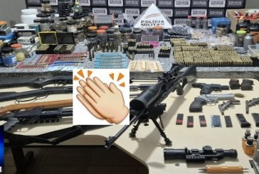 👉📢🗣🚨🚔❓👿👺👹🔍🕵🔎⚖É DELE ESSE ARMAMENTO? Será que esse armamento tem quele patrocinense como ” socio”?