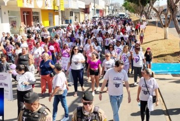 👉👏✌🙌👍🙌🫴🤙✌Prefeito Dr. Gustavo Brasileiro apoia Caminhada do Agosto Lilás e participa do evento a pé