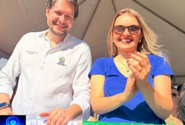 👉👏👍🏆🧢🎷🥁🎬🎺🎊Desfile de Sete de Setembro: casal simpatia foi destaque durante e após o evento