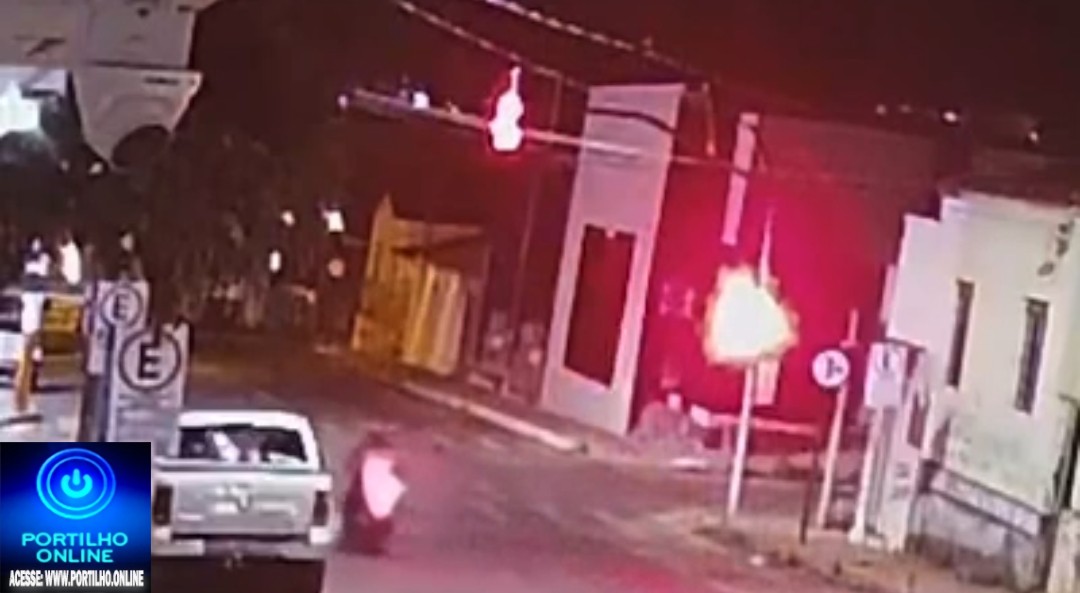 👉Assista ao vídeo…  Nota do acidente 📢😱🚔🕯⚰Acidente trágico. Quem passou com o sinal fechado 🚦🚨⚰🕯🚒🚔😱