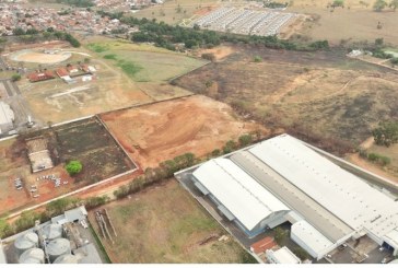 👉📢🫵👏🤝👊👍 Notícias 📰🗞️ da prefeitura:Governo Municipal amplia o programa Viver Bem com mais 304 moradias no Residencial Brumado II