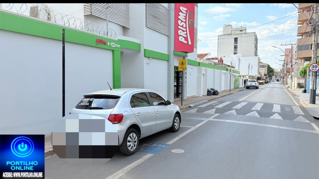 👉🚧🚏😱🤔🛑Idosos sendo multados no estacionamento 🅿️ exclusivo para idosos. Cadê a placa?👉