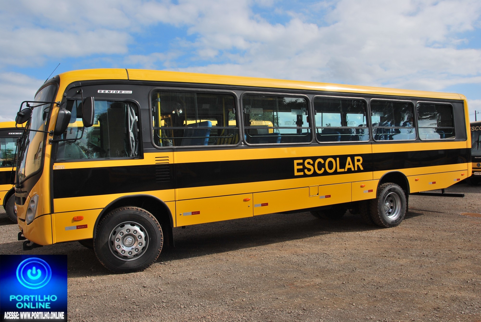 👉🏻😠🗣️🚨🫵🏻🚖🚐📚Santa Luzia dos Barros Ônibus escolar deixa alunos para trás