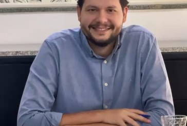 👉💵💰🙌🙏👏🤝👍🫵Enquanto ex-prefeito doa R$ 5 mil, prefeito Dr. Gustavo Brasileiro repassa R$ 200 mil ao Asilo 