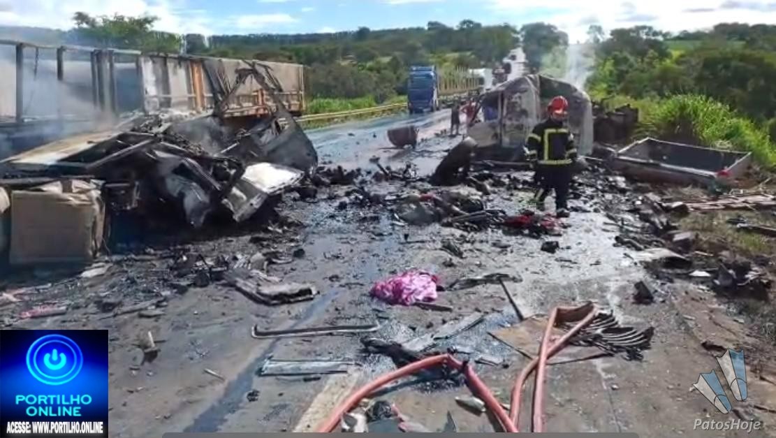 🚑🫵🚨🚧🚒🚑🚓Vídeos chocantes…Morreram na hora!!!🚔🚑🚒😮🚨😱⚰🕯😭ACIDENTE FATAL na BR-365 próximo a Patos de Minas.