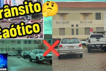 🛑 🚨 🚥 🤔O trânsito 🚦🚗 nas portas das escolas particulares Colégio Berlar e Colégio ABC está um caos. 🤔🤔🤔🤔