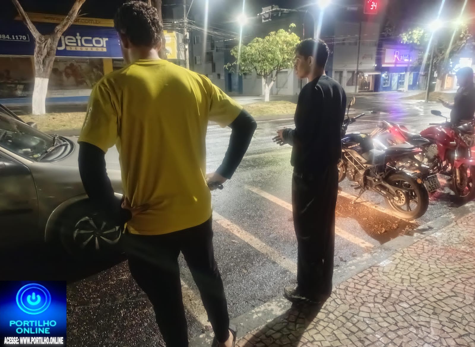 👎🏻😱🚨🚔🚑🚨🚒🚧 Óleo 🛢 🪔 Disiel derramado na pista provoca acidentes.Cadê a Fiscalização?