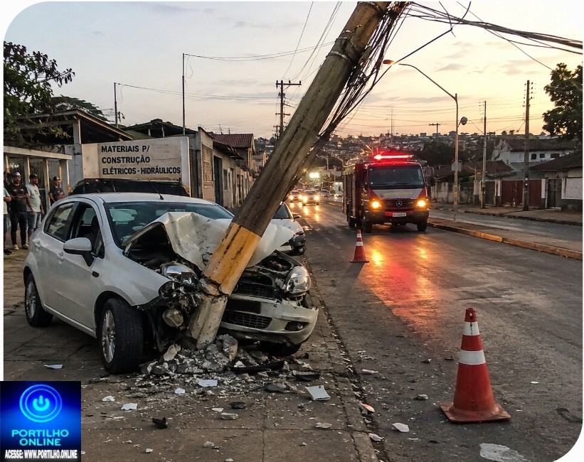 🍼🚧🚨🚧🚑🚒🚔👉Quem é o “tocador bêbado que derrubou um poste na Avenida João Furtado de Menezes “?🚨🚓🚔🥃🥂🍹🍻🍾BATIDA COM LIMÃO. TOCADOR 🍼 MAMADO 🍼 🍋🍋