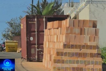 👉🏻🚧🗣️🤔🚨🛑🚏👊🏻👎🏻🫵🏻🫵🏻🫵🏻👎🏻Moradores cobram fiscalização sobre contêineres e materiais de construção em ruas e calçadas.