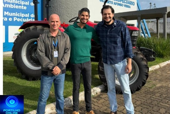 👉🏻👍🏻🤝🙌🏻🚜Salitre de Minas recebe trator 0 km para fortalecer o atendimento às comunidades rurais