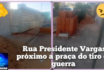 👉🏻🚧🫵🏻👎🏻😠😤👀🤝Entulhos e materiais de construção sobre a calçada: cadê a fiscalização?