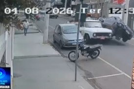 👉🏻🫣🚧🚒🚑😱🚨🚔Vídeo do Acidente 🚨! Tocador imprudente da caminhonete D10 Branca atropelou um veículo que ficou tombado 