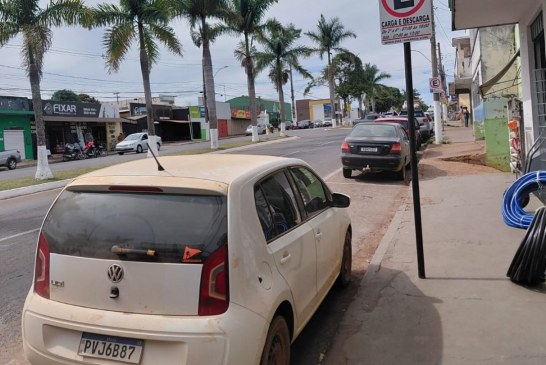👉🏻🫵🏻🤔🚨👎🏻🚔👀🚧🛑🚏🚦 Portilho Posta ai para nós Esse dono da loja parando na carga e descarga