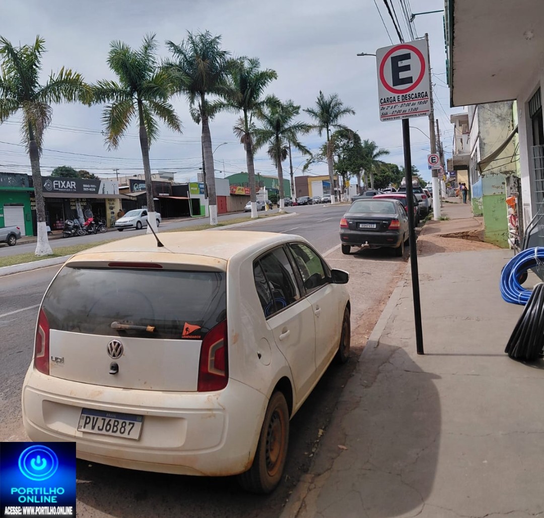 👉🏻🫵🏻🤔🚨👎🏻🚔👀🚧🛑🚏🚦 Portilho Posta ai para nós Esse dono da loja parando na carga e descarga