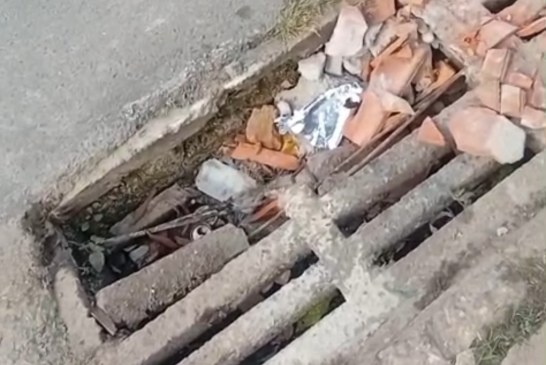 👉🏻🕳️⛳🚧🤔👎🏻👀Portilho até hj não arrumou o  bueiro  aqui Rua 12 de setembro